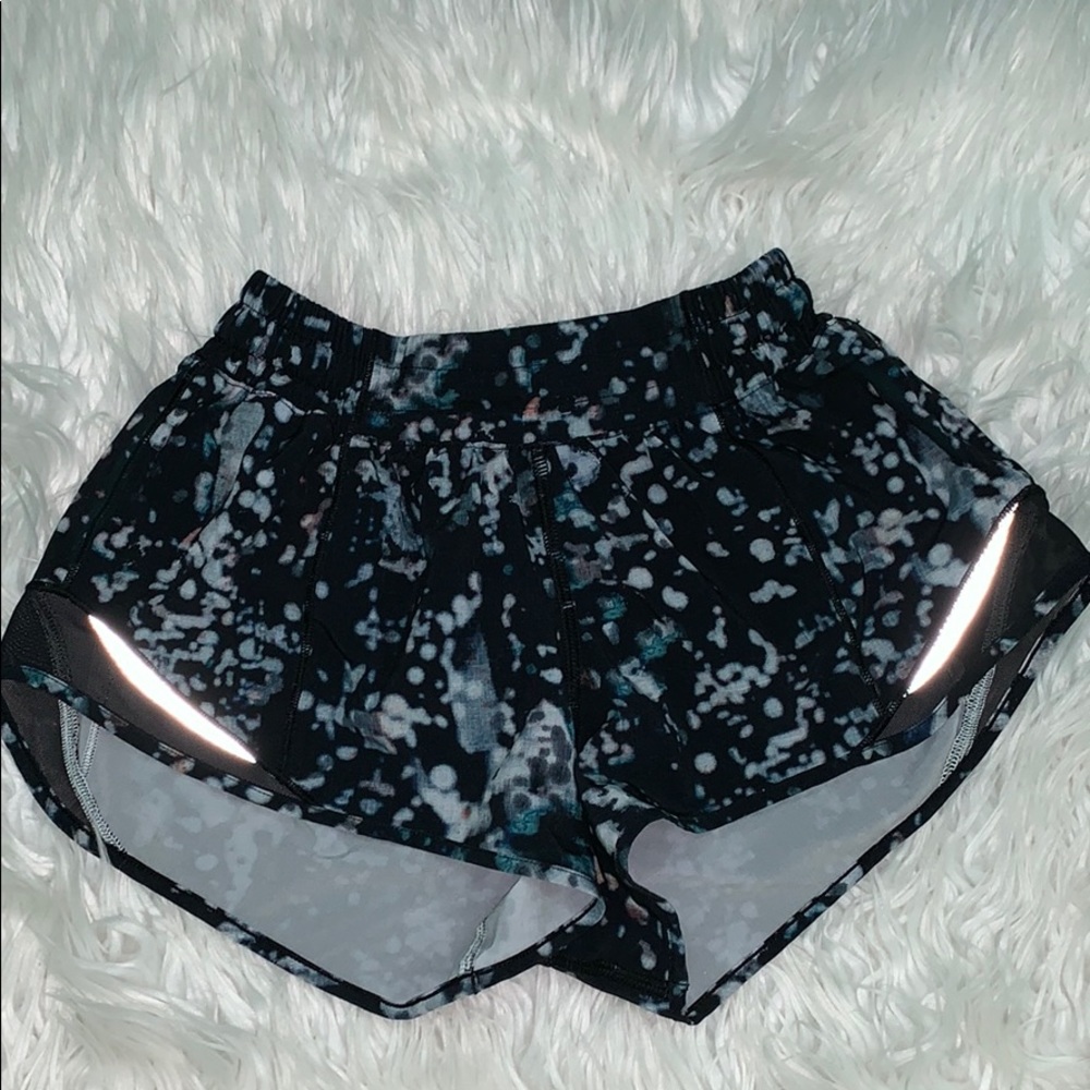 Lululemon Hotty Hot Shorts